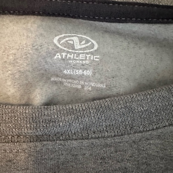 Gray Crewneck Sweatshirt with Floral Book Design Size 4XL - Picture 8 of 8